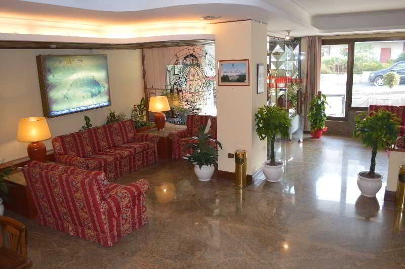 Hotel Augustus à Ottaviano Extérieur photo