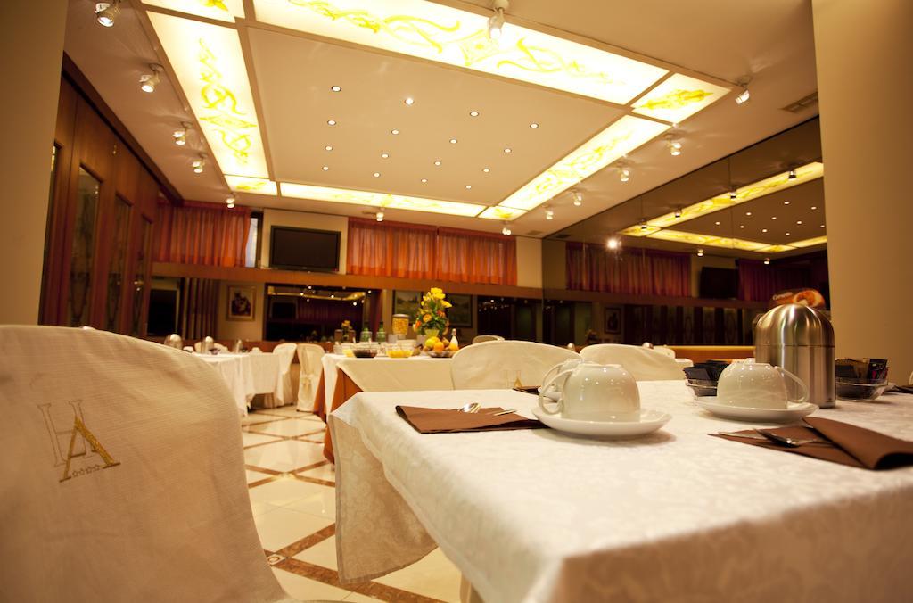 Hotel Augustus à Ottaviano Extérieur photo