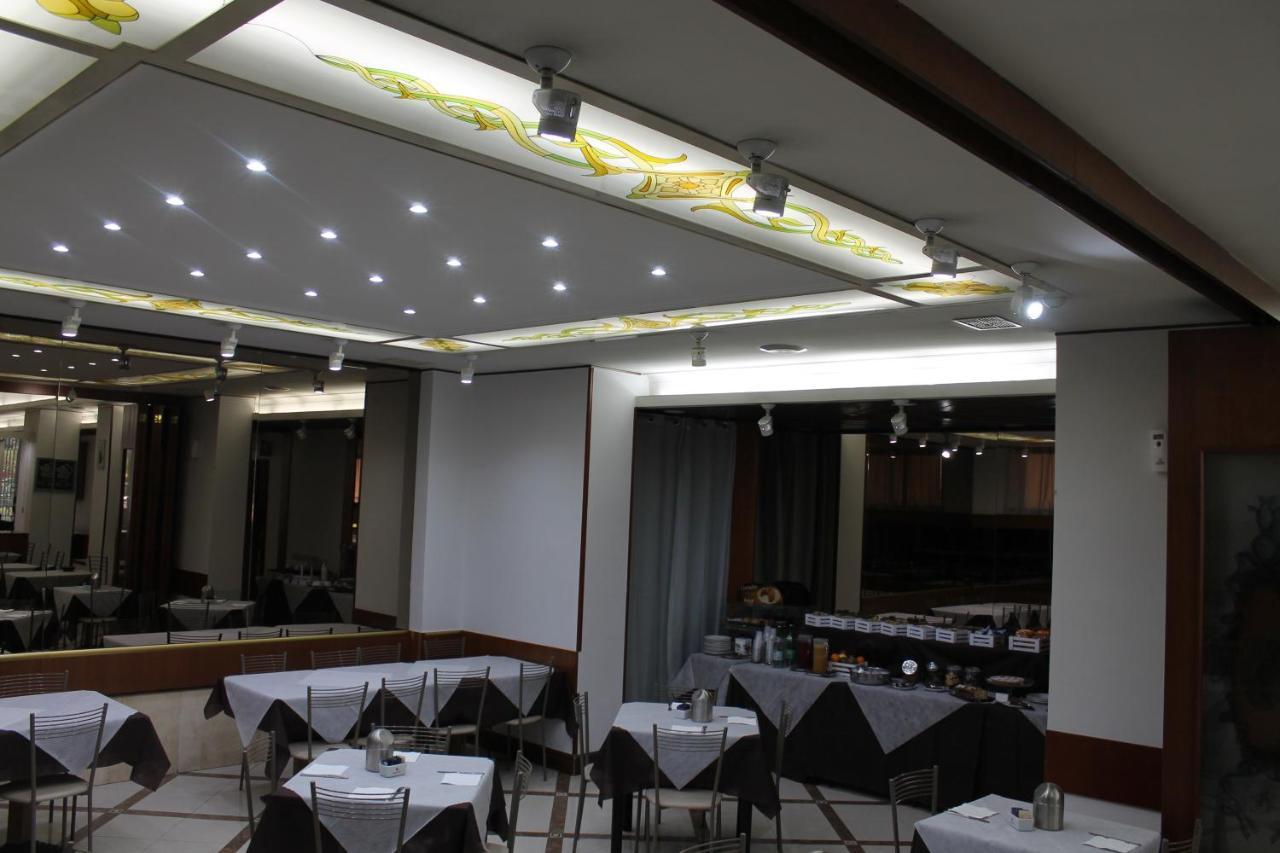 Hotel Augustus à Ottaviano Extérieur photo